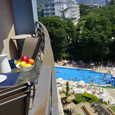 аквамарин - Aquamarine Apartament