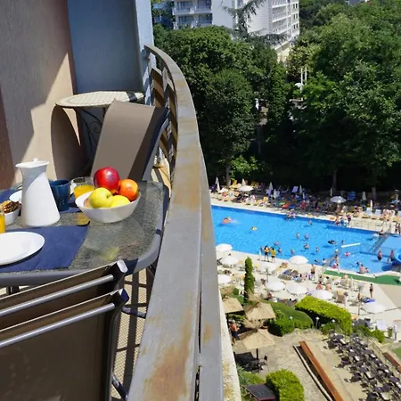 аквамарин - Aquamarine *